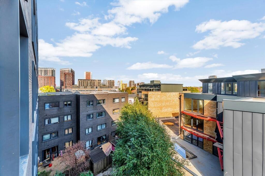 Cozycomfy Luxury Apartment London Exterior photo